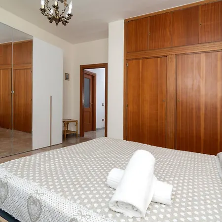 Apartment Jeppy'S House - Sorrento Resting By Interhome Apartment